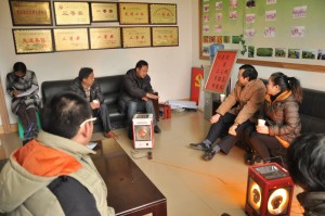 1 考察组一行于永善县茂林镇党委、政府领导座谈。吴立新 摄